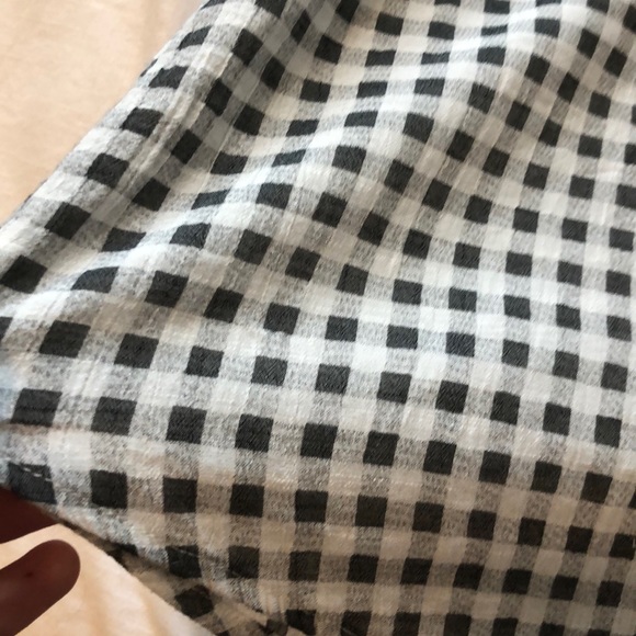 Checkered Tank Top - Picture 3 of 6